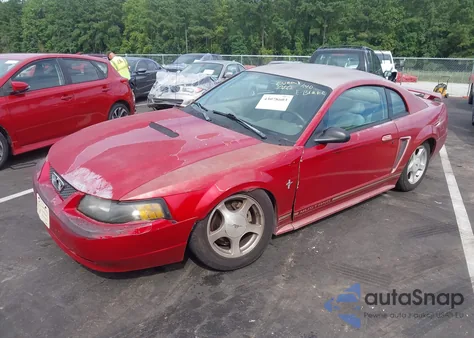 2001 Ford Mustang z USA, uszkodzony, nr VIN 1FAFP40421F170087